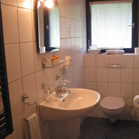 Gasthaus Ratsstueble Garni 3* Simonswald