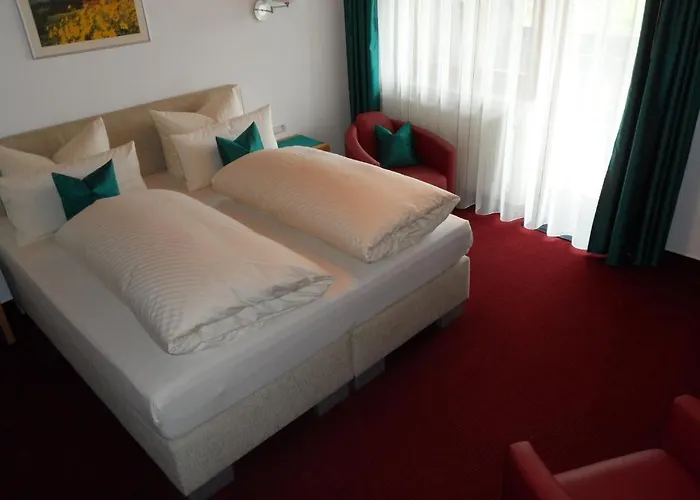 Vendégház Gasthaus Ratsstueble Garni Simonswald