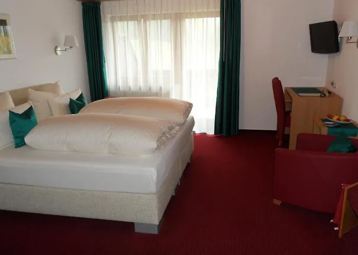 Gasthaus Ratsstueble Garni סימונסבאל